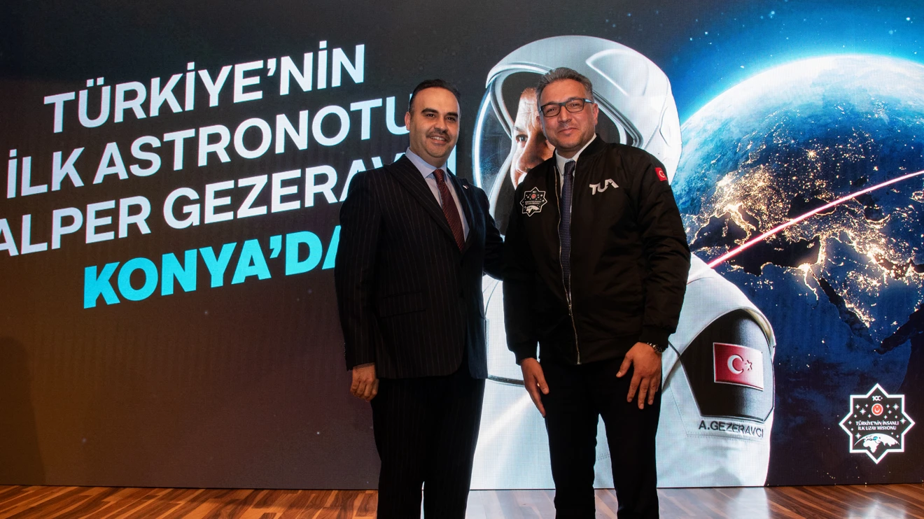 Türkiye'nin ilk astronotu Gezeravcı, Selçuk Üniversitesinde